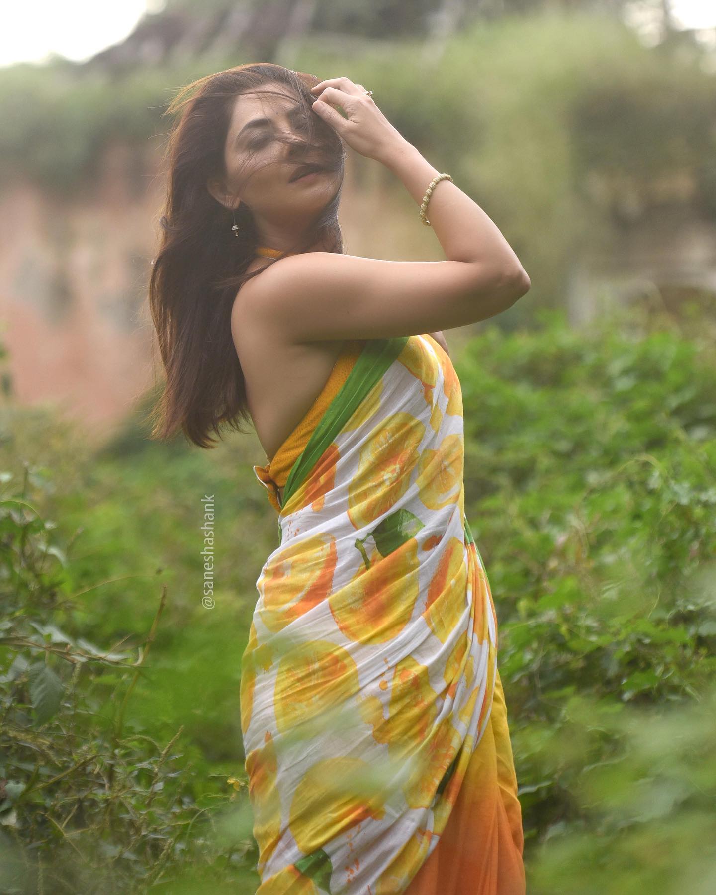 sonalee kulkarni photoshoot in saree 