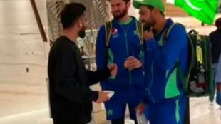 After the defeat in Melbourne the Pakistani bowler met Virat Kohli see photo