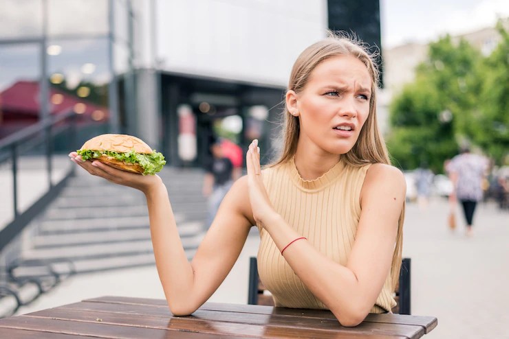 Exercising too much Not getting enough sleep Avoiding fatty foods starvation these habits can be the obsticle in weight loss journey