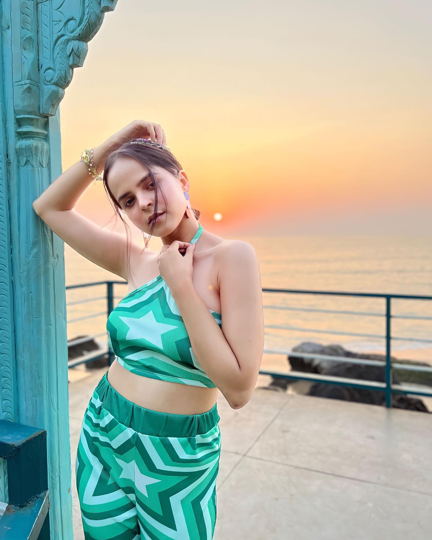 palak sidhwani Palak Sidhwani bikini look