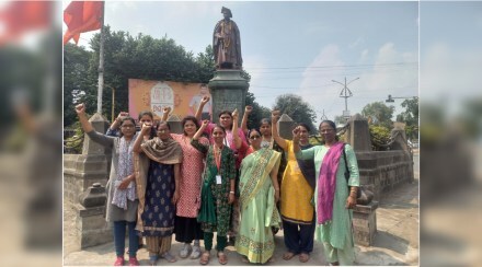भिडे गुरुजी विरोधात कोल्हापूरात महिला पत्रकारांची निदर्शने