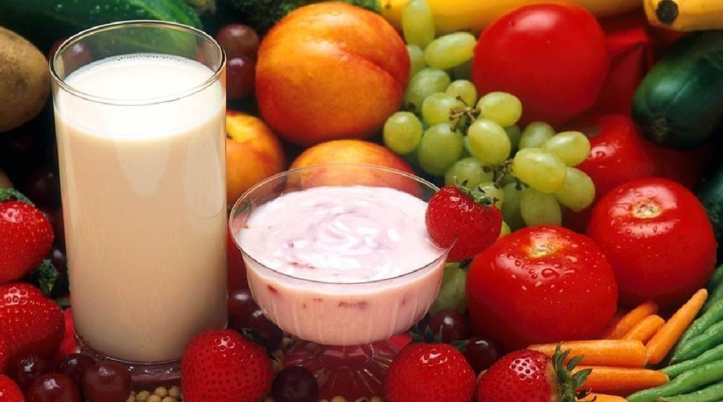 दूध आणि दहीसोबत ‘ही’ फळे चुकूनही खाऊ नका; नाहीतर होतील विषासमान परिणाम