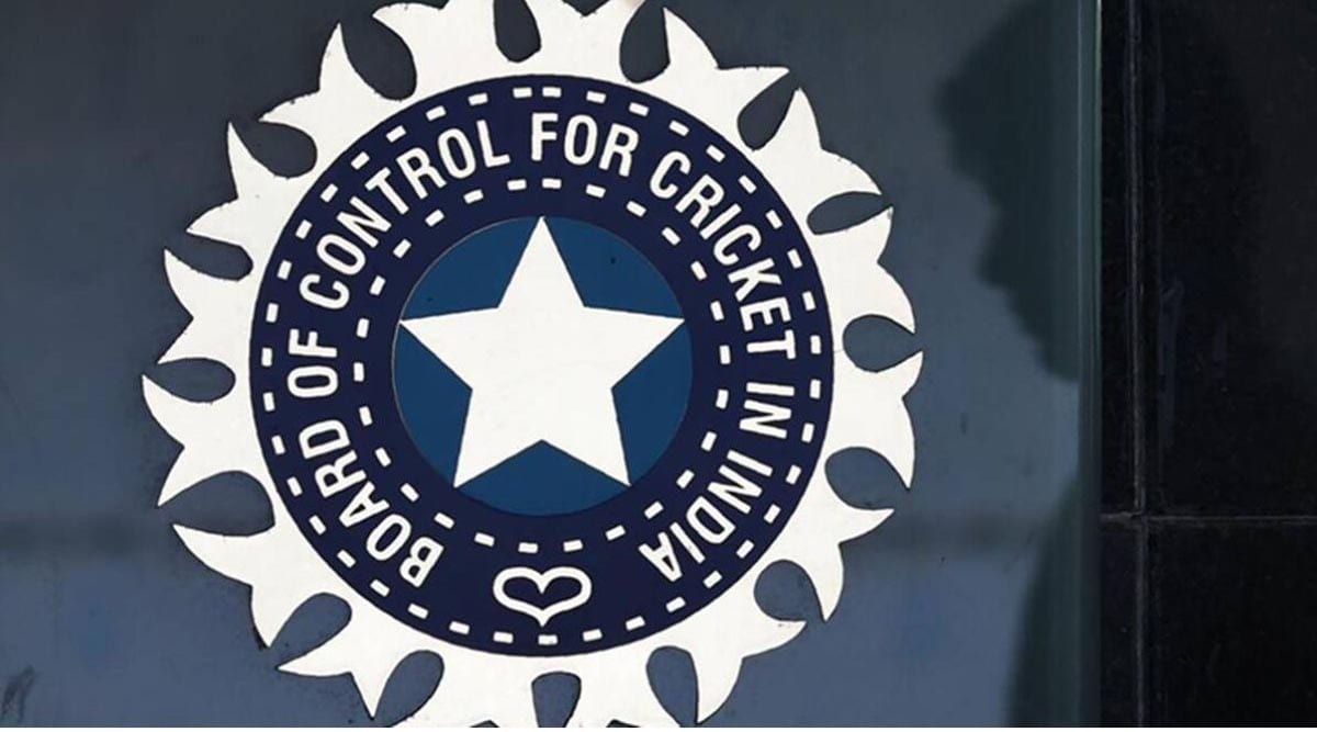 Vinod Kambli jumped in the race to become Team India's selector