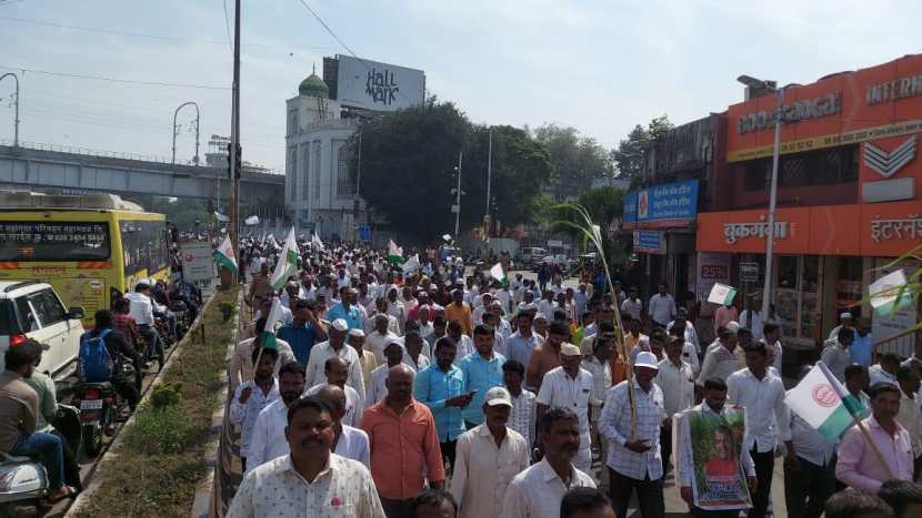 त्यामुळे सरकारने राज्यातील सर्व साखर कारखान्याचे वजन काटे निर्दोष, पारदर्शक व ऑनलाईन पद्धतीने कार्यरत करावेत व काटामारी थांबवावी अशी आमची मागणी आहे.