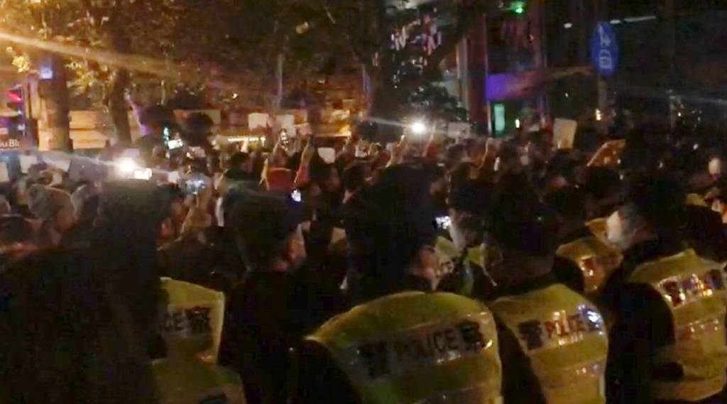 protests erupt across china against covid lockdown