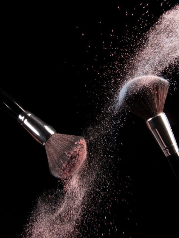 cropped-make-up-brushes-for-beginners.jpg