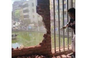 hammer in building