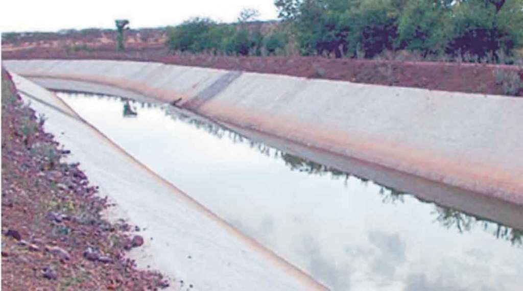 karnataka s claim of supplying water to 42 villages in Jat taluka is false