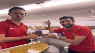 craig ervine gift 3 watches to sikandar raza in t20 world cup commitments ryan bur in t20 wc