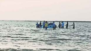 vasai police taking action to curb the reckless driving of four wheelers on the beach