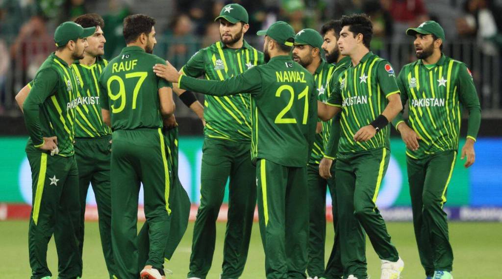 Pakistan beat Bangladesh by 5 wickets and enter semi final in t20 world cup 2022