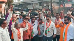 BJP's celebration in Kolhapur after victory in Gujarat assembly elections