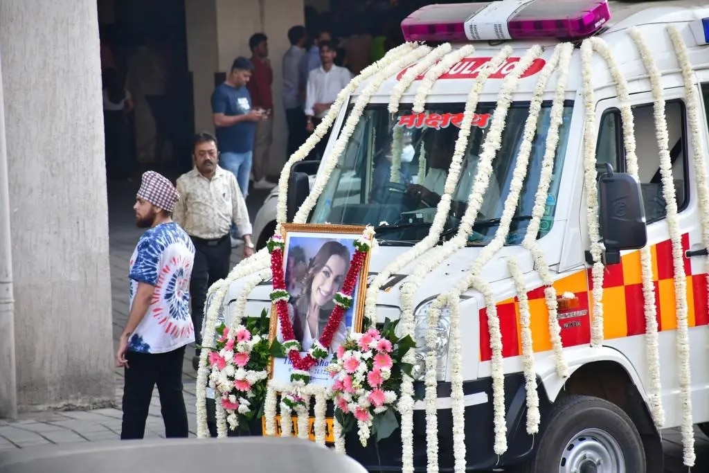 tunisha sharma funeral