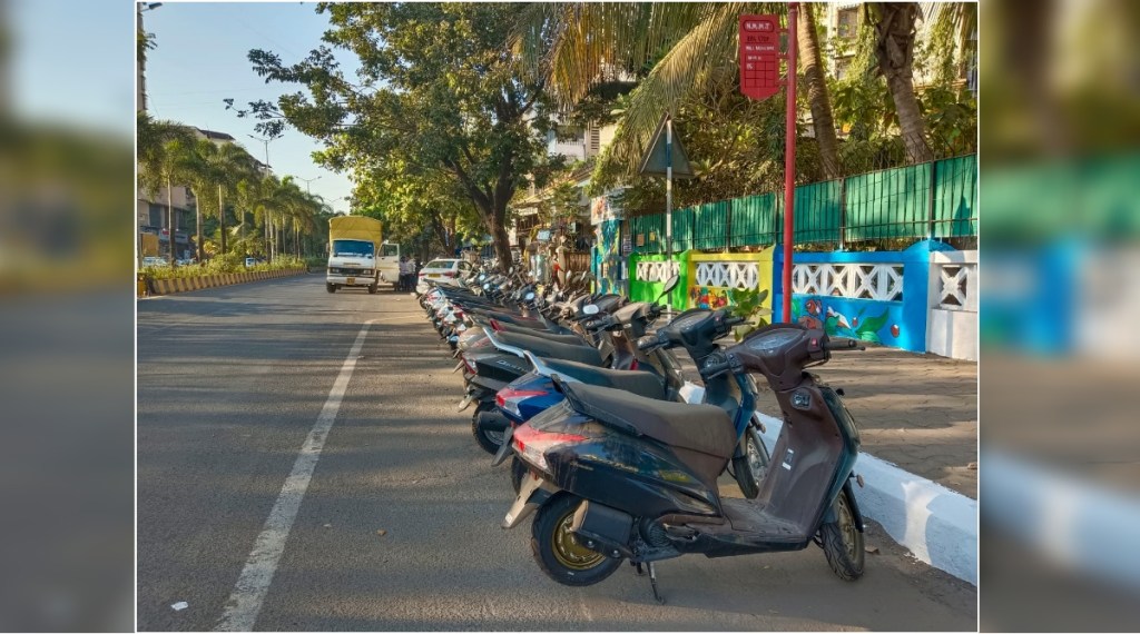 New vehicles brought for sale on the occasion of New Year were parked in no parking space in Navi Mumbai