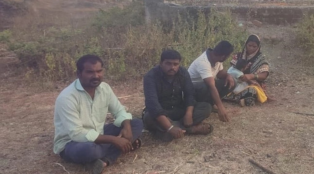 प्रशासनाची असंवेदनशीलता! न्याय मागणाऱ्या ‘त्या’ मृत दिव्यांग मुलांच्या वडिलांवरच केला गुन्हा दाखल