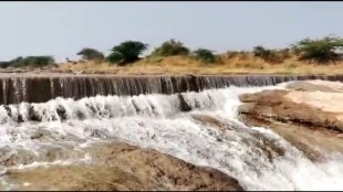 Karnataka released water into the lake in the drought-stricken areas