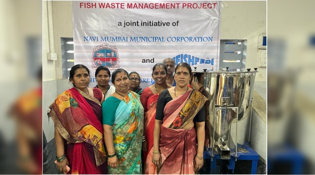Production of fish feed by processing fish waste in Diwale market
