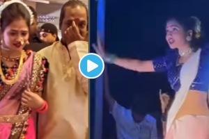 Gautami Patil Latest Lavani Video Gautami Sits In Police After Huge Fight At Khandoba Yatra Viral Clip