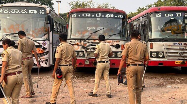 महाराष्ट्र-कर्नाटक सीमा वाद : मध्यरात्रीपासून कोल्हापुरात बंदी आदेश लागू - vasaipalgharupdate.com महाराष्ट्र-कर्नाटक सीमा वाद : मध्यरात्रीपासून कोल्हापुरात बंदी आदेश लागू