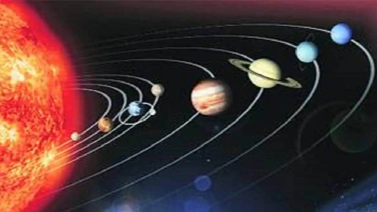 on december 8th the red planet mars will make a spectacular appearance as it approaches earth