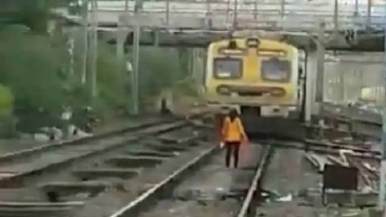 in three years 168 people have committed suicide within the mumbai railway mumbai