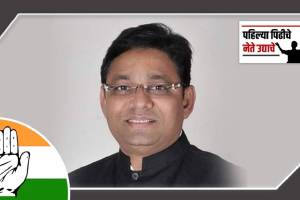 voluntary retirement from the airforce young politician sandesh singalkar entered creation independent vidarbha state joined Congress party got important positions in Congress in nagpur