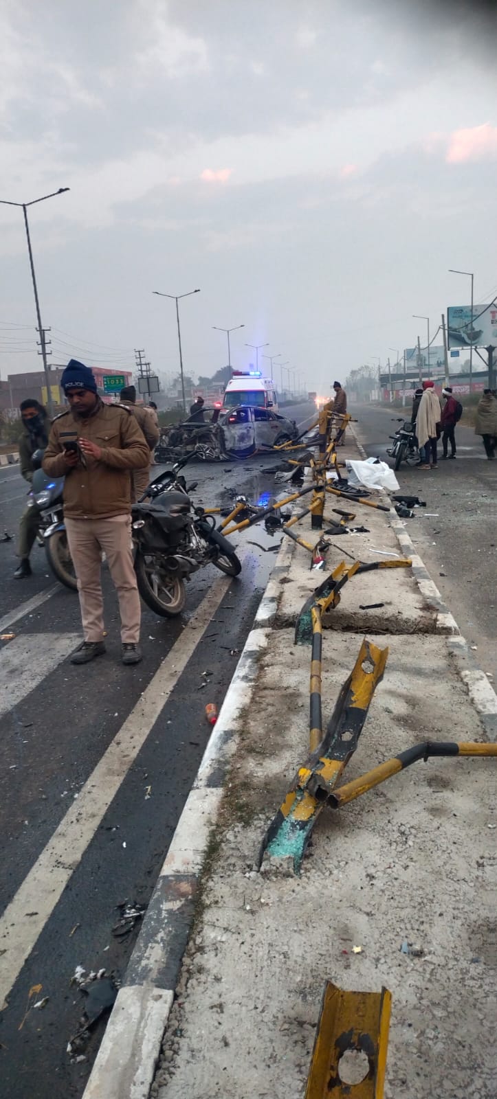 Cricketer Rishabh Pant Car Accident in Uttarakhand Photos