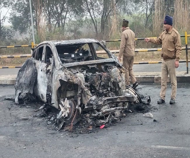 Cricketer Rishabh Pant Car Accident in Uttarakhand Photos