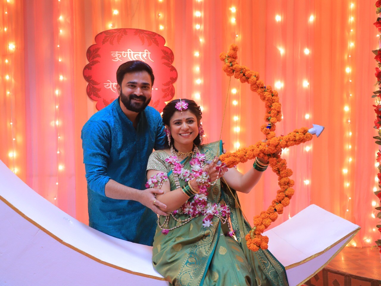 Aai-Kuthe-Kay-Karte anagha baby shower