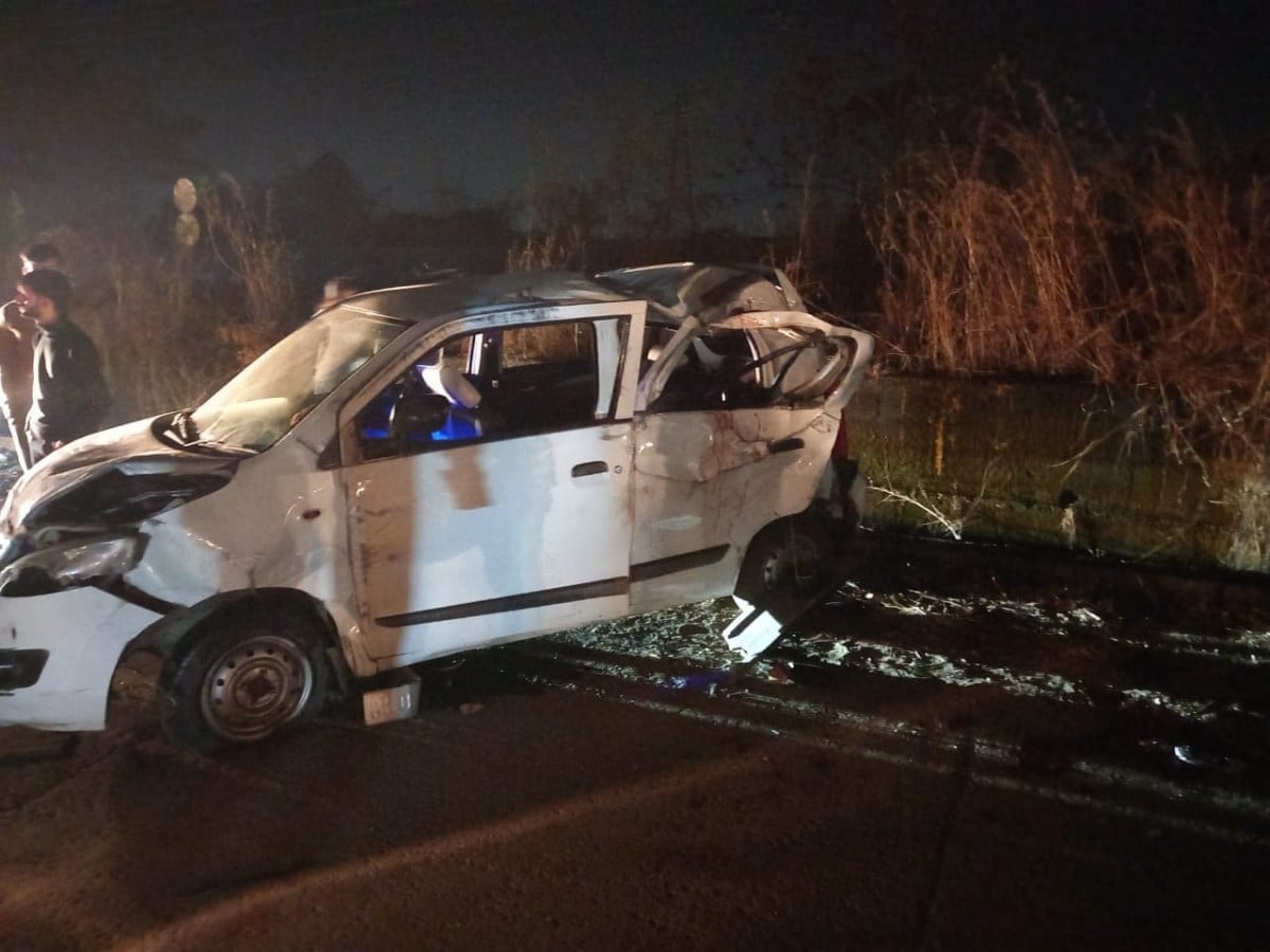 कार अपघात