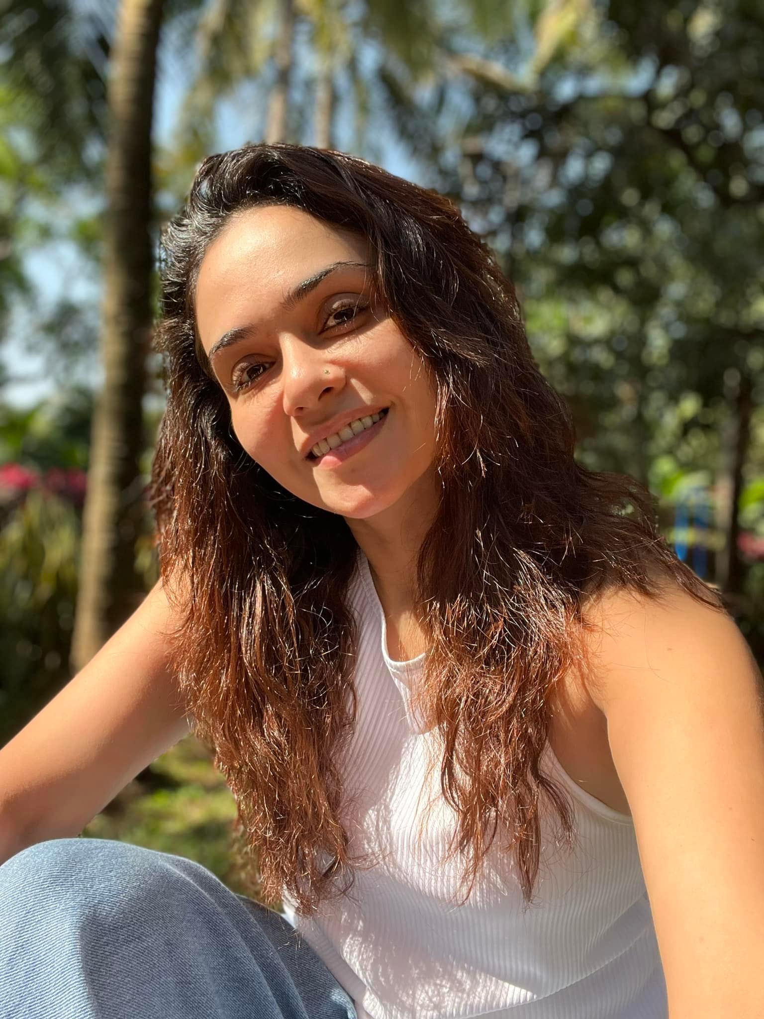 amruta khanvilkar 11