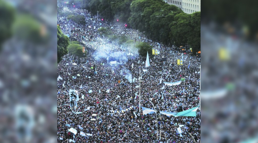 argentina crowd