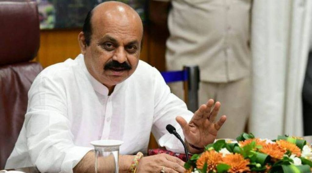 “महाराष्ट्राच्या दोन मंत्र्यांनी बेळगावला येणं अनुकूल नाही”, कर्नाटकचे मुख्यमंत्री बोम्मईंचा इशारा