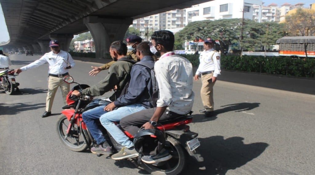 Action against without-helmet-two-wheeler-riders in Nashik