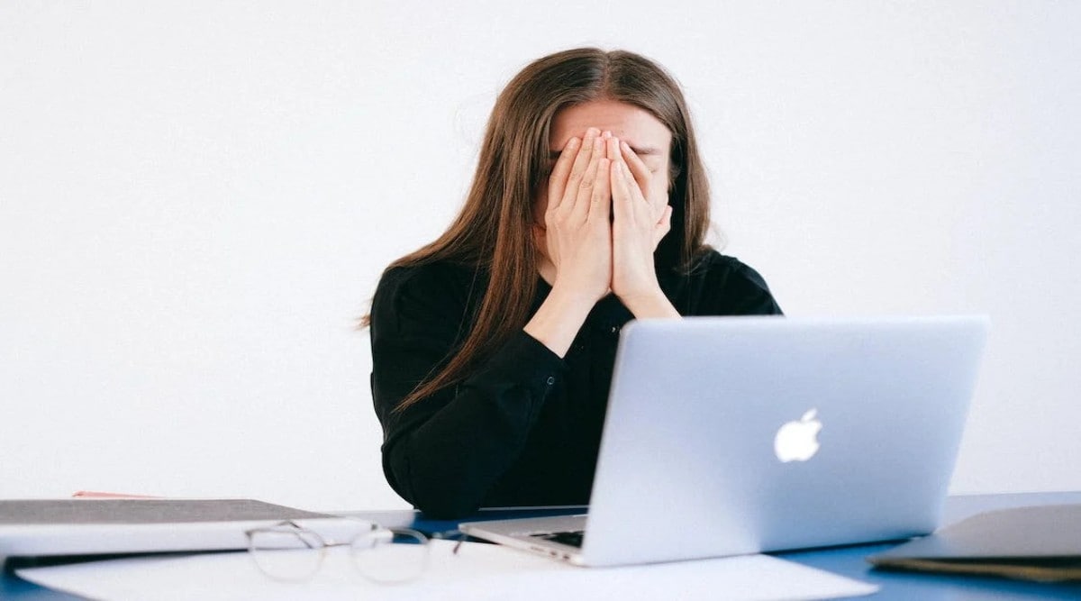 Women commonly ignore these health problems which can be symptoms of dengerous diseases