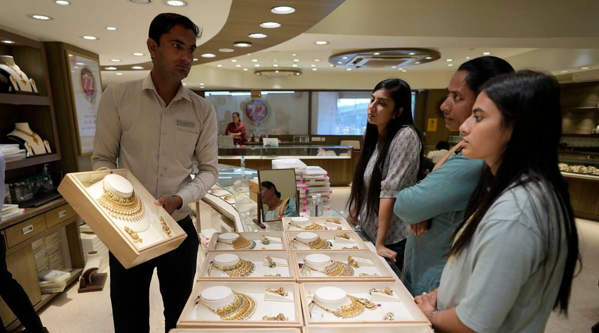 gold-jewellery