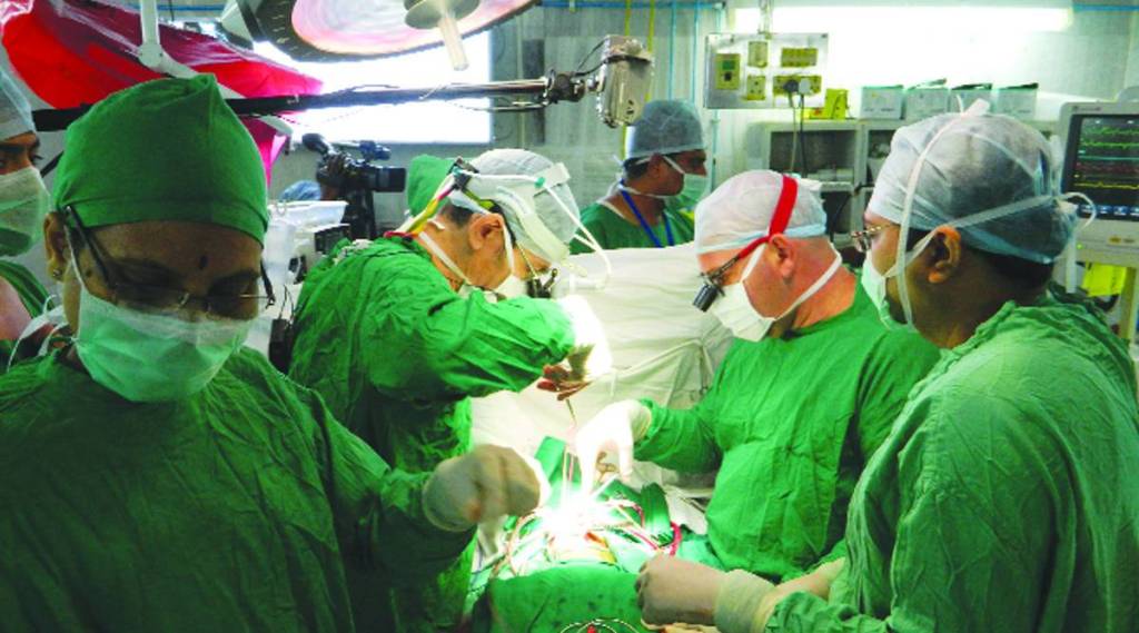 मुंबई : केईएम रुग्णालयात हृदयावरील दुर्मिळ शस्त्रक्रिया यशस्वी