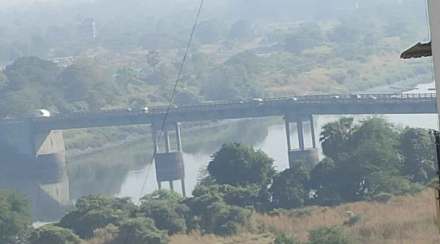 कल्याण मधील दोन पदरी गांधारी पूल.