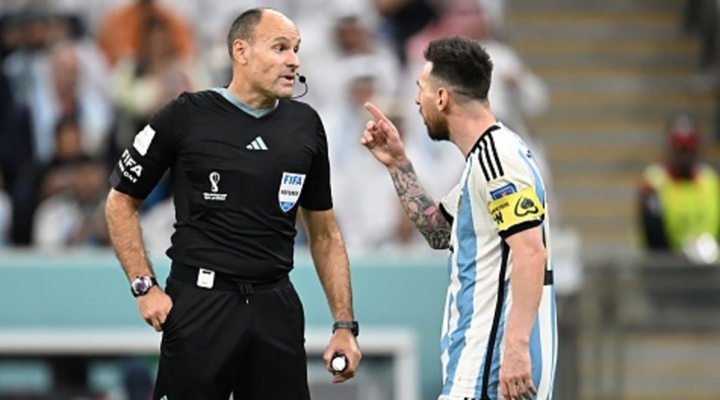 FIFA shows 17 yellow card referees out after Messi's complaint