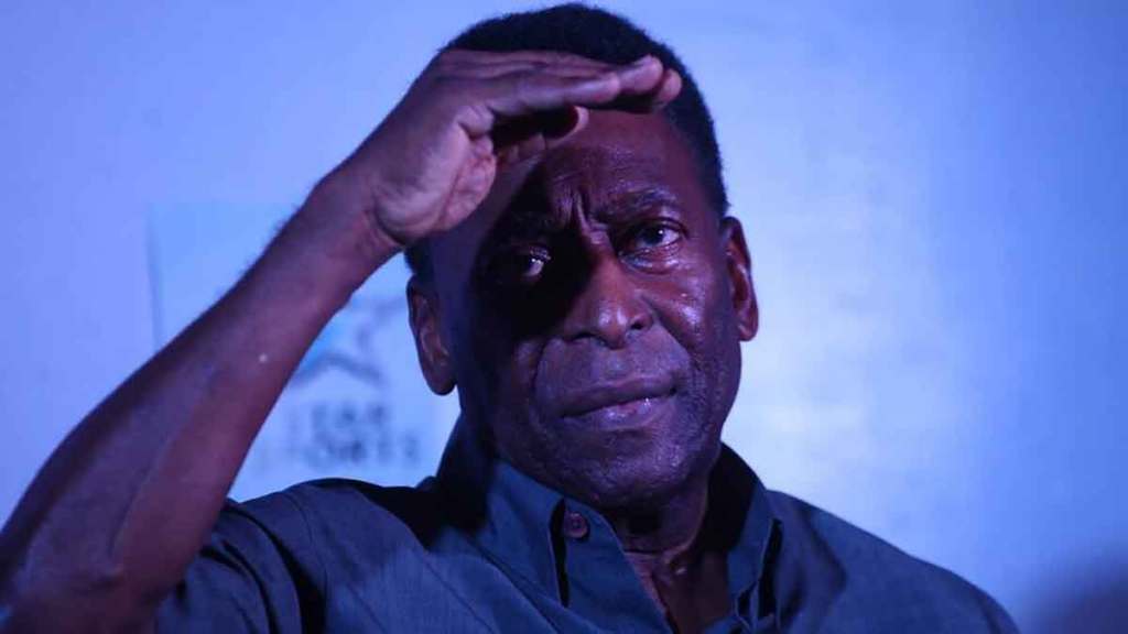 pele brazil world cup winner and football legend dies aged 82