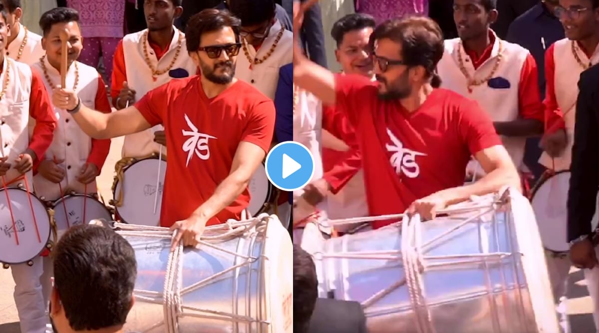 ritesh deshmukh playing dhol
