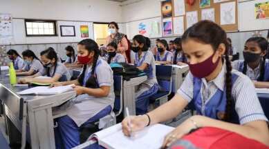 मुंबई महानगरपालिकेच्या शाळांतील शिक्षकांचे प्रगतीपुस्तक जाहीर; चार वर्षात सात शिक्षक निलंबित, तर १७९ शिक्षकांवर कारवाईचा बडगा
