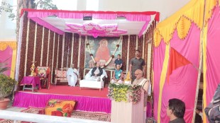 Presence of Sarsangchalak Mohan Bhagwat at the birth anniversary celebration of Swami Nrisinha Saraswati Maharaj in Karanja