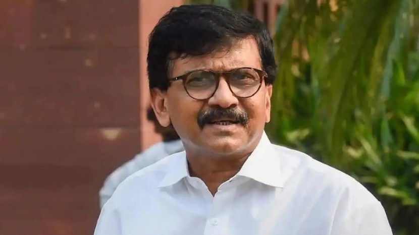 Shivsena Uddhav Balasaheb Thackeray MP Sanjay Raut Taunt to dada Bhuse in Malegaon Speech