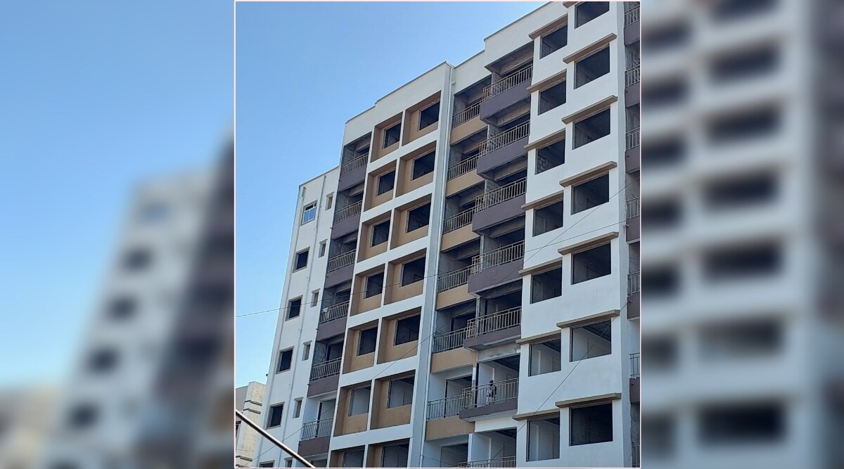 Accommodation of 28 corporators of Kalyan Dombivli Municipality in unauthorized houses