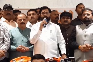 Eknath Shinde group Sanjay Raut Uddhav Thackeray