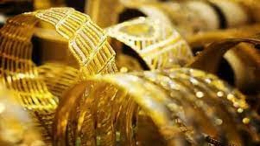 Gold-Silver Price on 24 January 2023: सोन्याच्या भावात रेकॉर्ड ब्रेक वाढ, तर चांदीचा सध्याचा दर काय, जाणून घ्या