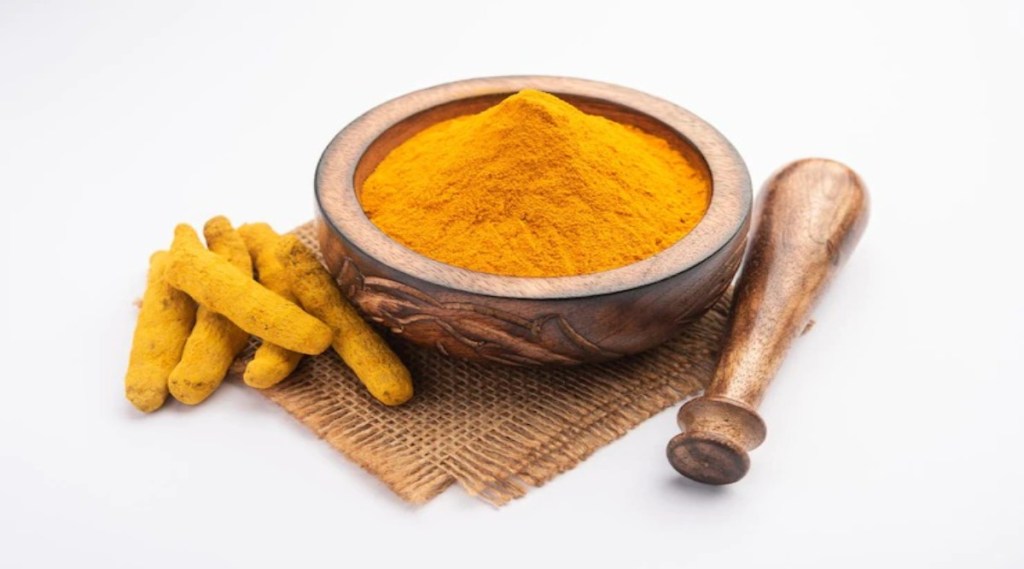 Health benefits of turmeric can be beneficial to avoid cold cough infections stomach problems