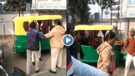 old teacher beaten up by women policemen