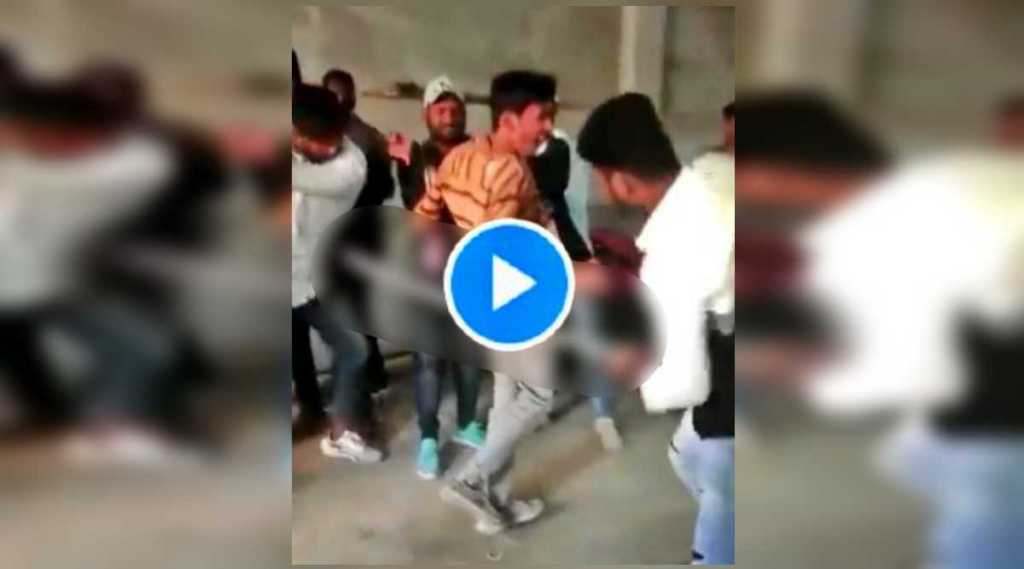 Madhya Pradesh Viral Video beating trashing V